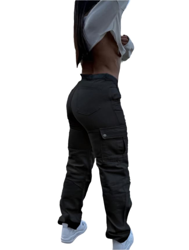 Plus Size Women's Solid Color Cargo Pants – Comfortable Multi-Pocket Design for Casual and Versatile Wear3