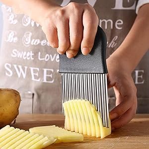Image of Stainless Steel Wavy Blade Crinkle Cutter Knife - Vegetable & Potato Chip Slicer with Durable Nylon Handle - French Fry Cutter, Fruit, Salad, and Garnish Making Tool for Kitchen (Nylon Black)