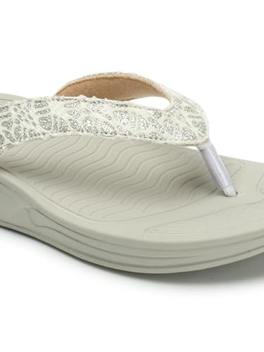 Image of Carlton London women's Textured Thong Comfort Sandals