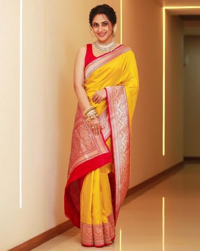 Image of Women's Soft Semi Silk Banarasi Saree and Unstitched Blouse Piece with Jacquard Zari Woven Stylish | Traditional sarees for women