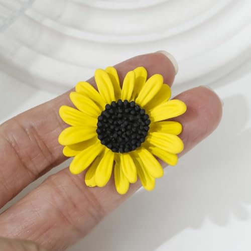 Image of Elegant Floral Brooch Pins for Women, Sweater Shawl Silk Cardigan Lapel Pins, Cardigan Jewelry Suit Shirt Accessory with Crystal CZ Flowers Brooches Pins for Women