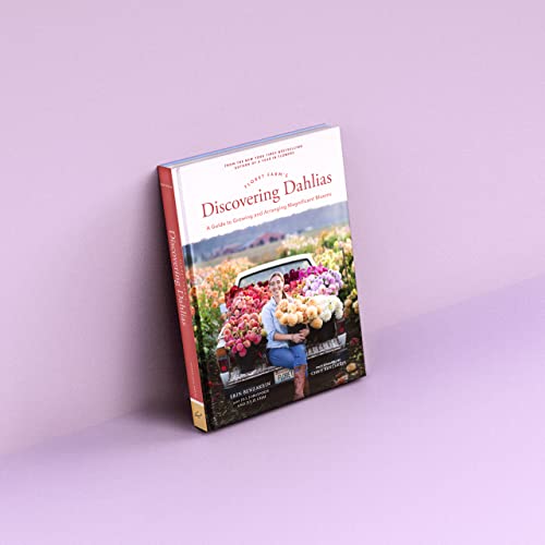 Floret Farm's Discovering Dahlias: A Guide to Growing and Arranging Magnificent Blooms (Floret Farms x Chronicle Books) - Image 13