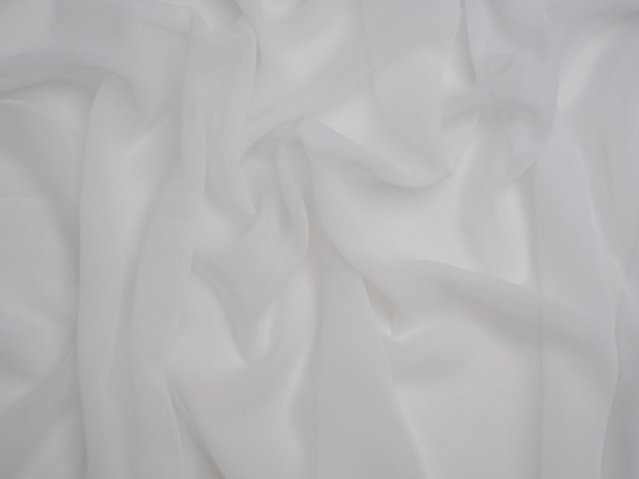 Minerva Crafts Plain Chiffon Dress Fabric Ivory - per metre