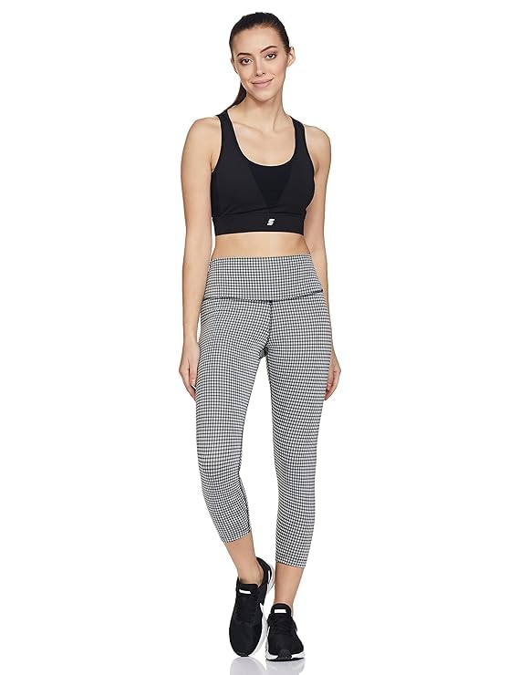 Image of Nike Women's High Rise 3 /4 Length Regular Fit Tights