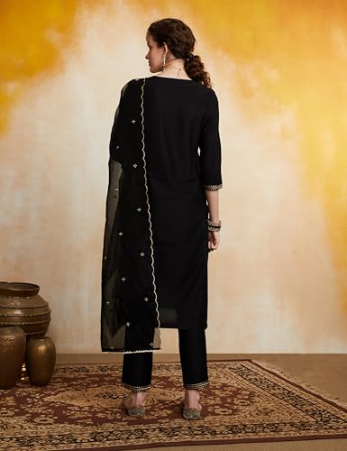 Image of Amazon Brand - Myx Women's Embroidered Kurta Set with Organza Dupatta (Available in Plus Sizes)