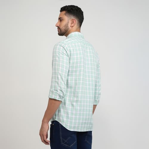 Image of Parx Men Slim Fit Checks Pattern Pure Cotton Semi Cutaway Collar Full Sleeve Casual Shirt