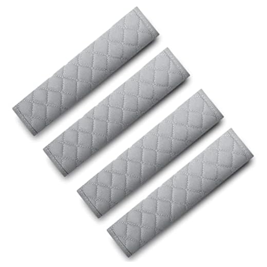 URAQT Protector Cinturon Coche Niños, 4pcs Almohadillas Cinturon Coche, Almohadillas para Cinturón de Seguridad, Funda Cinturon Coche para Adulto Niños Protegen Hombro Cuello, Cómodas Durante Viaje(A)