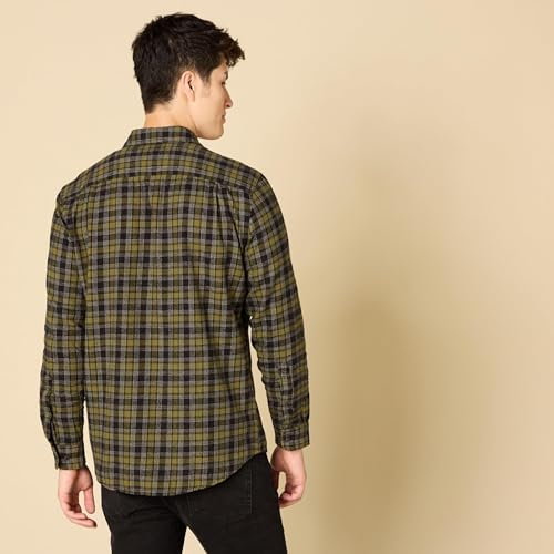 Image of Amazon Essentials Men's Regular Fit Long-Sleeve Flannel Shirt, Soft Brushed Cotton, Lightweight yet Warm