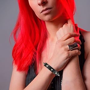 ONE TRICK PONY Slap bracelet ブラック　新品未使用 Skeleteen Punk Leather Spike Bracelet - Leather Cuff Biker