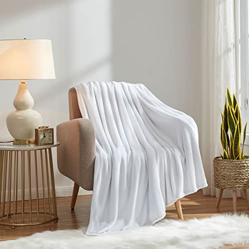 Image of KMUSET Fleece Blanket King Size White Lightweight Super Soft Cozy Luxury Bed Blankets Microfiber Factory Shop(90 * 108)