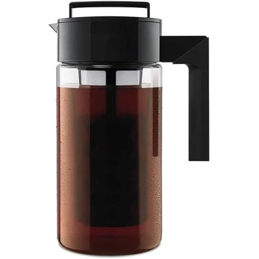 Takeya Patented Deluxe Cold Brew Iced Coffee Maker with Airtight Lid & Silicone Handle, 1 Quart