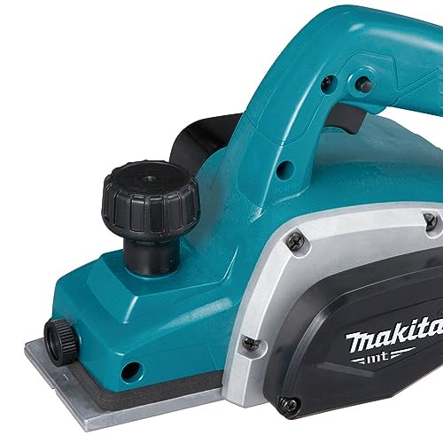 MAKITA PLAINA COM FACA DE 82MM (3 1/4POL) 500W 110V M1902B