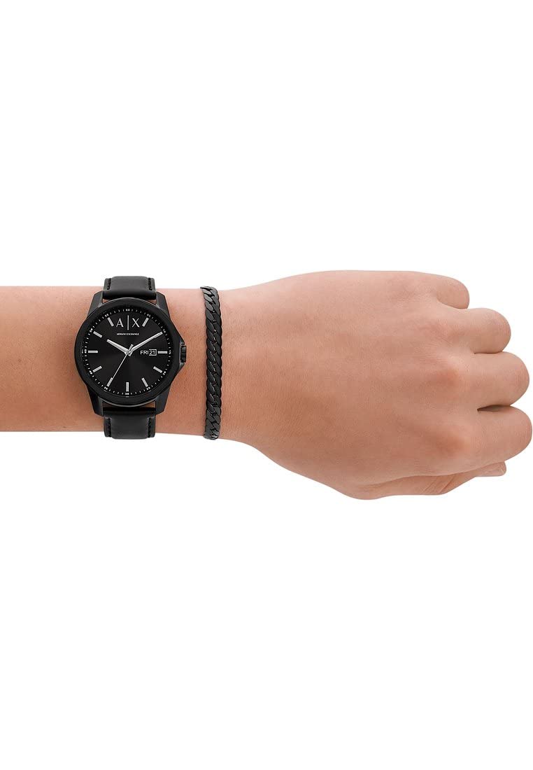 Armani Exchange Orologio da uomo, Movimento al quarzo con data giornaliera a tre lancette e cassa da 44 mm con cinturino in acciaio o in pelle