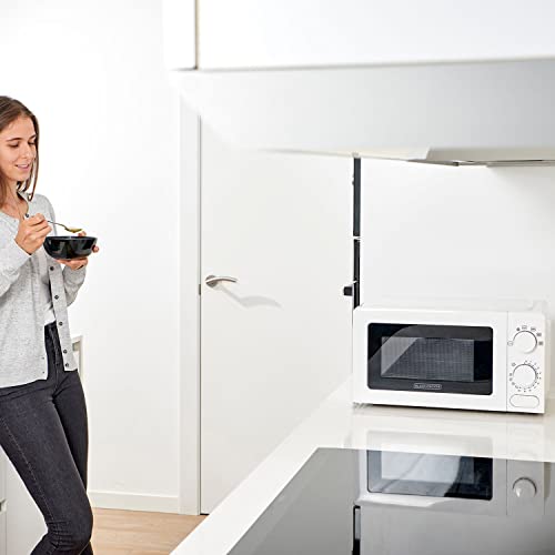 BLACK+DECKER BXMY700E - Mikrowelle mit 20 l Volumen und 700 W Mikrowellenleistung, 6 Leistungsstufen, Auftaufunktion, 30-Minuten-Timer, Signalton, 245 mm Glasdrehteller, Kompaktes Design 7 BLACK+DECKER BXMY700E - Mikrowelle mit 20 l Volumen und 700 W Mikrowellenleistung, 6 Leistungsstufen, Auftaufunktion, 30-Minuten-Timer, Signalton, 245 mm Glasdrehteller, Kompaktes Design