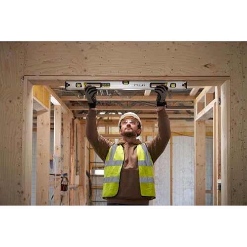 STANLEY FATMAX Xtreme 90cm Aluminium Hollow Profile Spirit Level with Enlarged Block Levels, Continuous Measuring Edge, Shock-Absorbed Rubber End Caps, FMHT43674-1