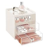 MUCHO ESPACIO: Esta caja de maquillaje dispone de tres cajones con tiradores cromados que ofrecen mucho espacio para guardar diferentes accesorios de maquillaje. Además, esta caja se puede apilar.
