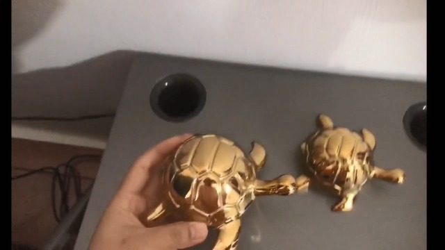 Set de 3 Estatuas de Tortugas Doradas de Cerámica miniatura 7