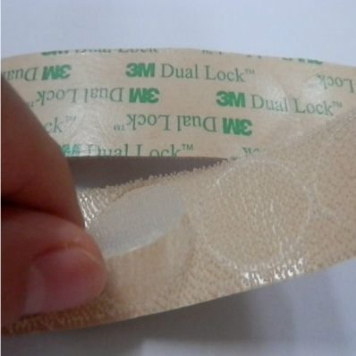 3M™ Dual Lock SJ 4570 cerchi da 20mm adesivo trasparente (100)