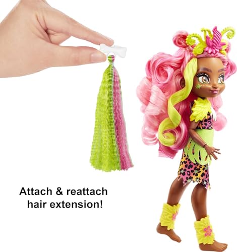 Muñeca Fernessa Mattel Cave Club con accesorios y dinosaurio miniatura 4