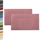 Un confort supplémentaire pour votre salle de bain - avec ce tapis douillet de 50x70 cm, vos pieds seront à nouveau secs immédiatement après une douche chaude ainsi qu'après un bain relaxant.