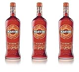 Mischen Sie MARTINI Fiero 50/50 mit Tonic Water mit Kohlensäure und viel Eis, um einen durstlöschenden, erfrischen Aperitif für das moderne Zeitalter zu erhalten