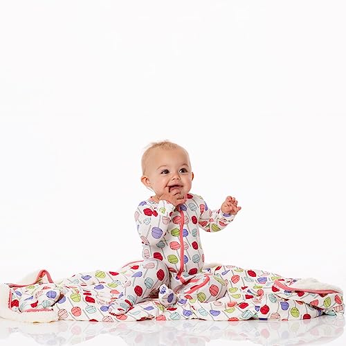 KicKee Print Footie with Zipper, Fitted Long Sleeve Pajamas, Ultra Soft Everyday One-Piece Loungewear, 90s (Lula's Lollipops - 3-6 Months)