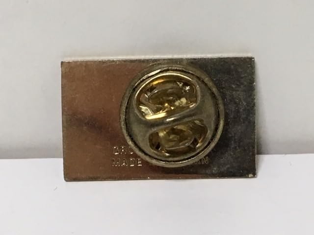 Amazon | マクドナルド ピンバッジ 1歩前に / バッチ バッジ