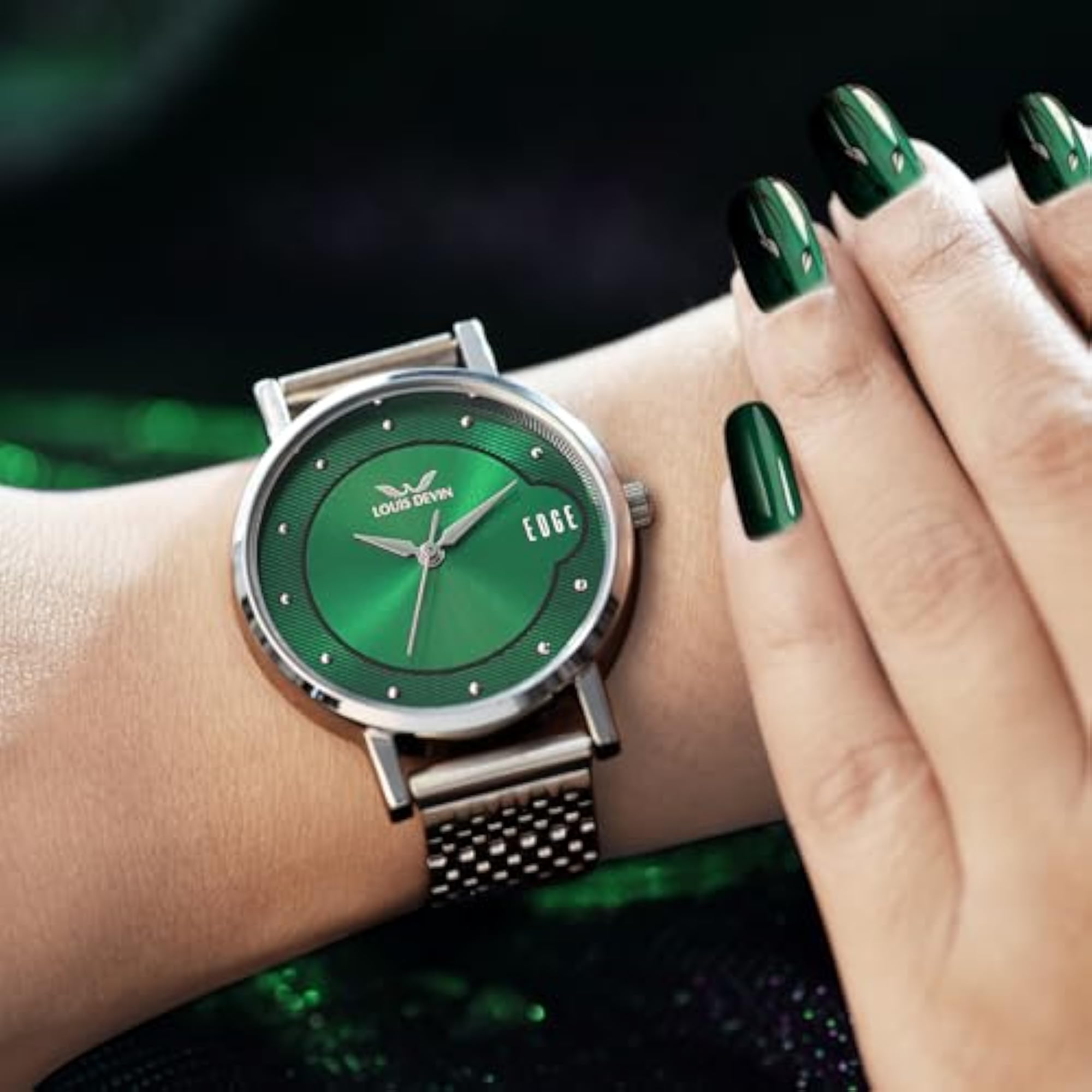 Women's Stainless Steel Chain Analog Wrist Watch, Multiple Dials