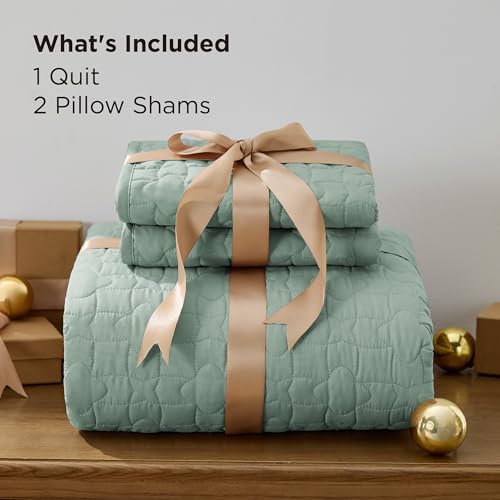 Image of Bedsure King Size Quilt - Lightweight King Size Comforter Set with Lucky Star Quilting, Soft Quilt Bedding Set, Sage Green Bedspreads Coverlet for All Seasons with 2 Pillow Shams (106 inch x 96 inch)
