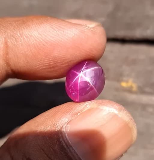 Image of Unique Star Ruby Gemstone Original Certified स्टार रूबी स्टोन 7.25 Carat Ruby Stone 8 Ratti Manik Ratan Manikya Rashi Stone Suryakant Mani Madik Madikya Yakut Yaqoot सूर्यकांत मणि स्टोन