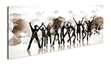 Siluetas en estado de ánimo, bailando sobre un fondo colorido y abstracto. Panorama 100 x 50 cm Efecto: sepia como lienzo, diseño enmarcado sobre marco de madera auténtica, impresión digital de alta