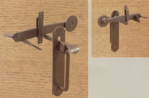 SALTARELLO FORGIATO CON MANIGLIA FERRO RUGGINE