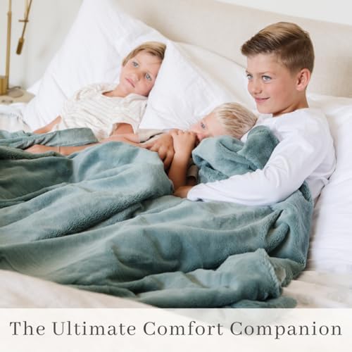 Image of SARANONI Oversized Luxury Blanket | Breathable Super Soft, Lush, Plush Comfy Blankets for Adults | Eucalyptus - X-Large 60 inch x 80 inch
