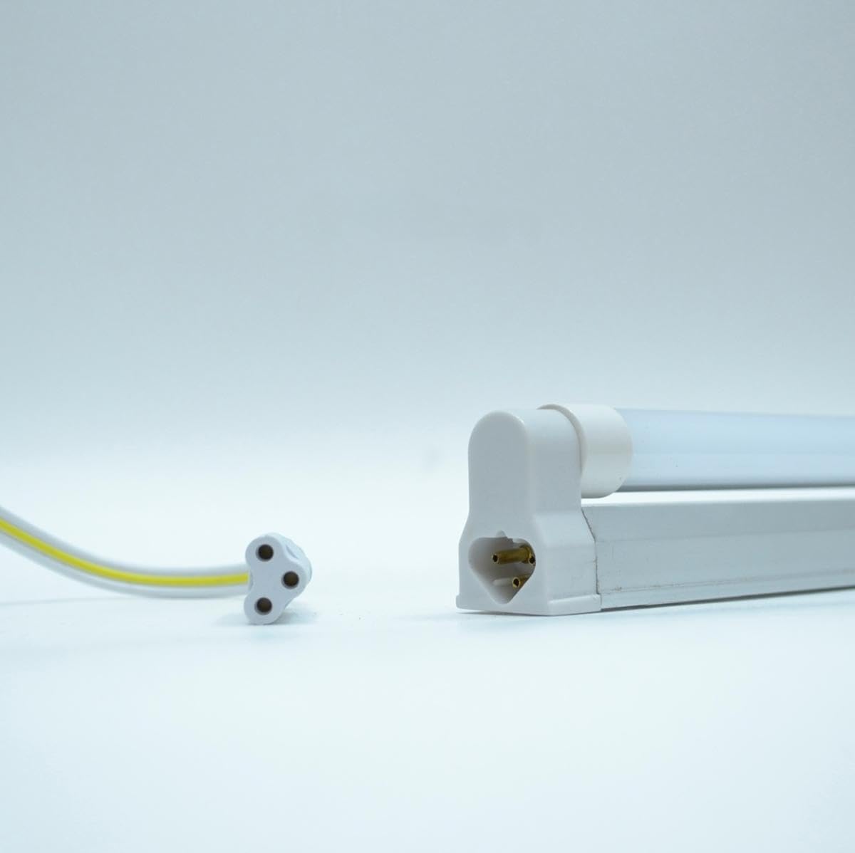 Silumen - Tubo de neón LED, 60 cm, T5, 9 W, paquete de 10 unidades, blanco cálido, 2300 K, 3500 K, color blanco