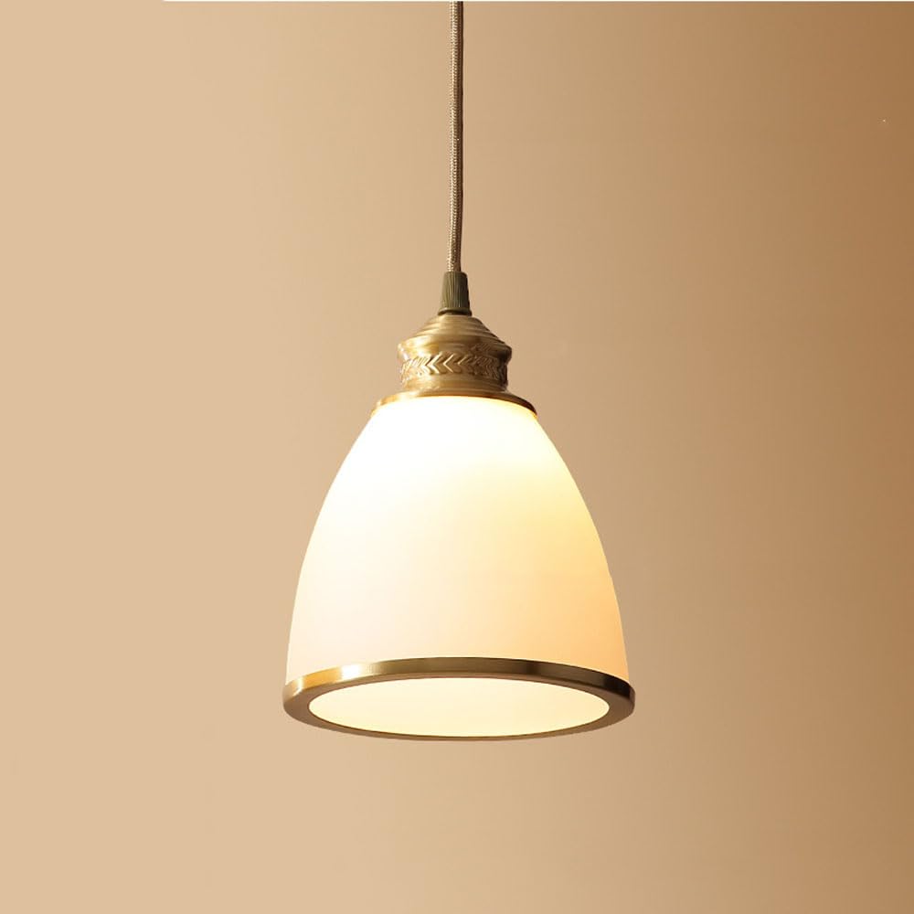 Chandelier moderne chic pour illuminer chaleureusement votre salle à manger