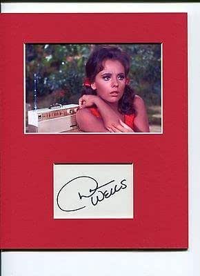 Amazon.com: Dawn Wells Gilligan's Island Sexy Mary Ann Star Signed