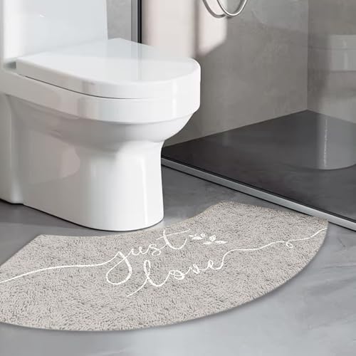 Tapis de bain incurvé pour sortie de douche et baignoire d'angle