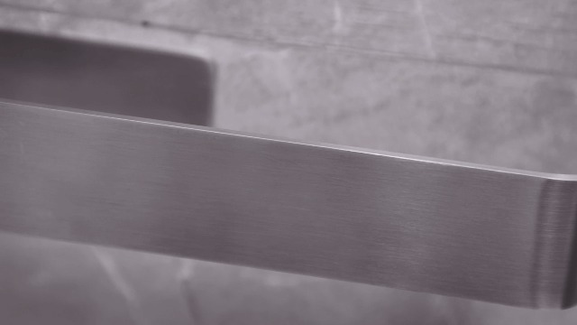 Gsocel Porta Asciugamani Bagno Adesivo,Porta Salviette in Acciaio Inossidabile Opaco Appendi Asciugamani da Parete per Bagno e Cucina 28CM,Nero