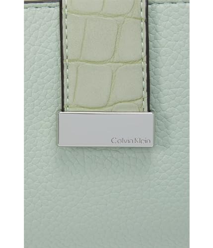 Calvin Klein Amara Casual Wallet On String4