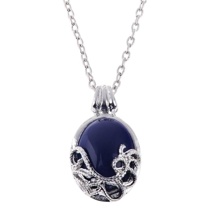 Perfettamente realizzata, questa collana incarna la sofisticatezza gotica, rendendola l'accessorio definitivo per gli appassionati di stili audaci e iconici.