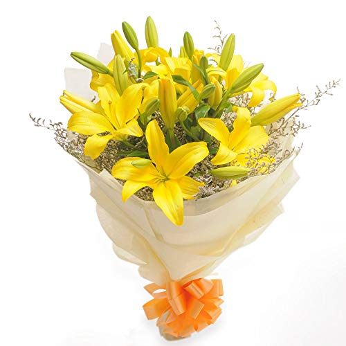Floralbay Mother's Day Special Bunch of 8 Asiatic Lilies in White Paper Packing
