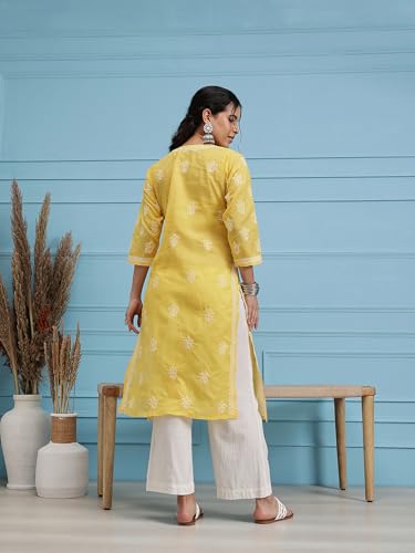 Image of Ada Women's Cotton Straight Fit Straight Hand Embroidered Lucknowi Chikankari Kurta Kurti A411165