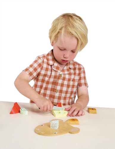 Tender Leaf Toys set madera para cortar quesos y pan miniatura 2