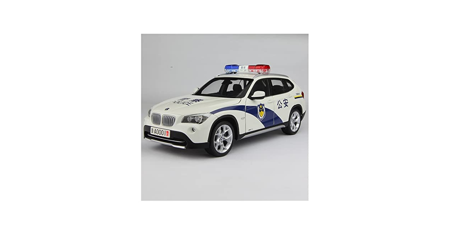 Amazon | ミニカー スケールモデルカー 1:18 BMW X1 E84 2010