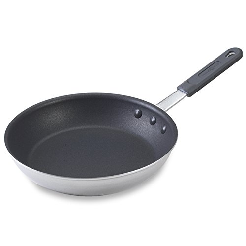 Nordic Ware Restaurant Cookware 105-Inch Nonstick Frying Pan