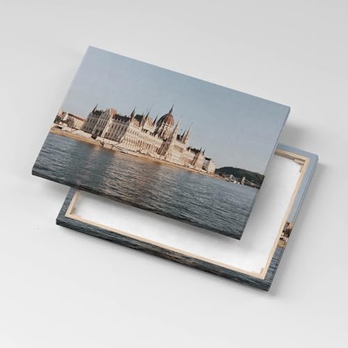 Image sur Toile Budapest Pour Habiller un Mur Blanc Décoration 60x40