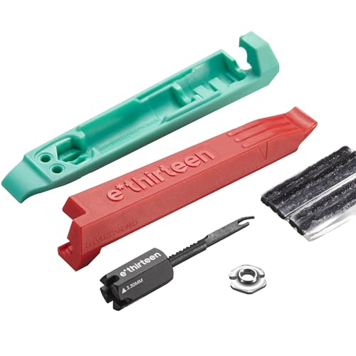 Démonte-pneu et kit de réparation pour pneu avec mèches couleur rouge et seafoam