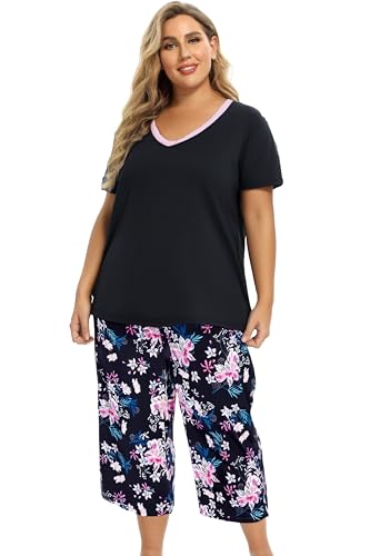 Image of Vozanet Women's Pajamas Set Soft V Neck Sleepwear Top and Capri Pj Lounge Sets Cartoon Heart Shape Cat Nighty Plus Size