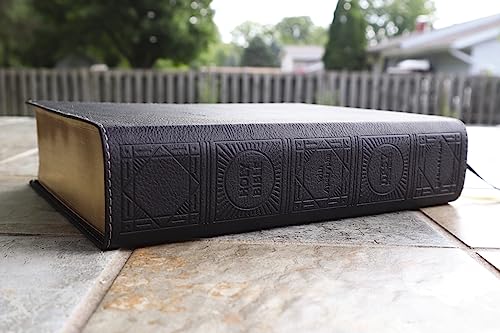 nrsvue holy bible with apocrypha journal edition leathersoft black comfort print