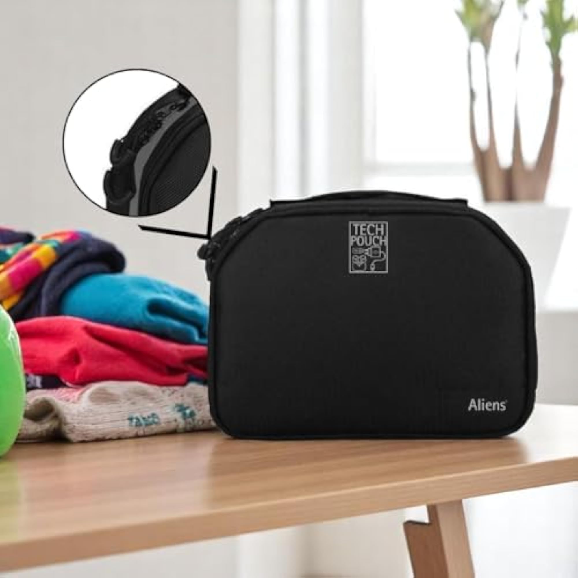 Gadget Travel Tech Organizer Case Bag Pouch with Hanging Hook